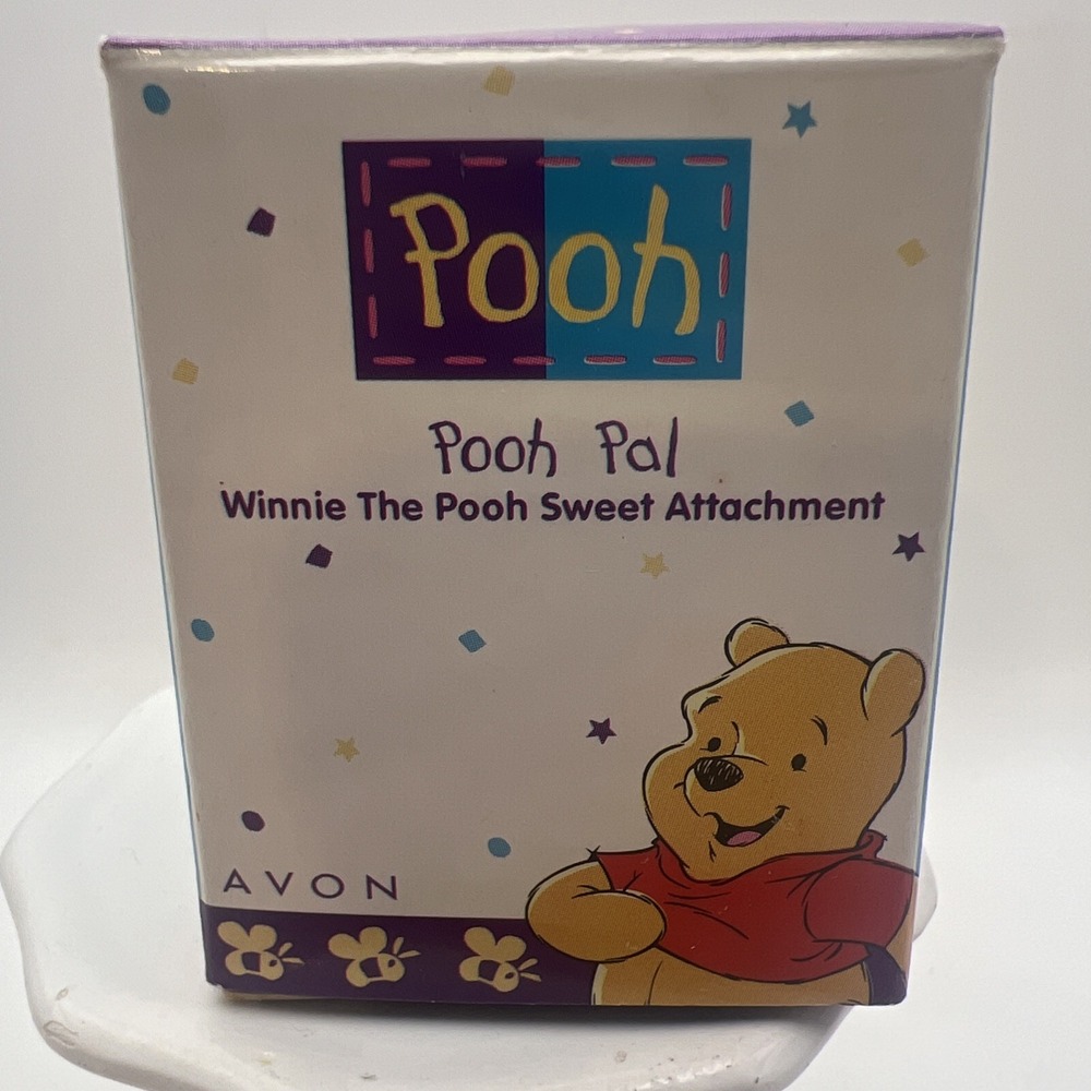Disney Winnie the Pooh Keychain - Zipper Pull - AVON Pooh Pal